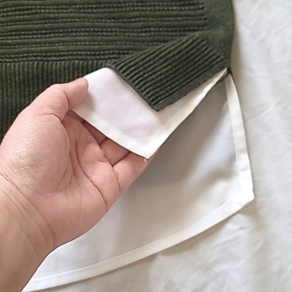 Hilary Radley Military Green V-Neck Pullover Long Sleeves Knitted Top, Size M - Picture 8 of 11